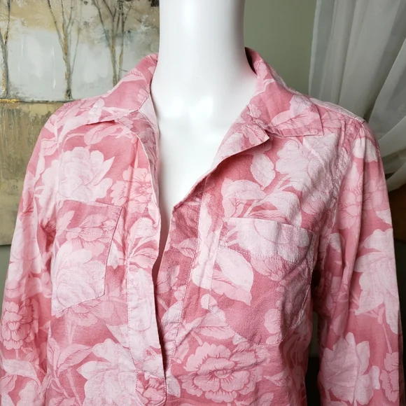 LL Bean Floral Blouse - Picture 4 of 9